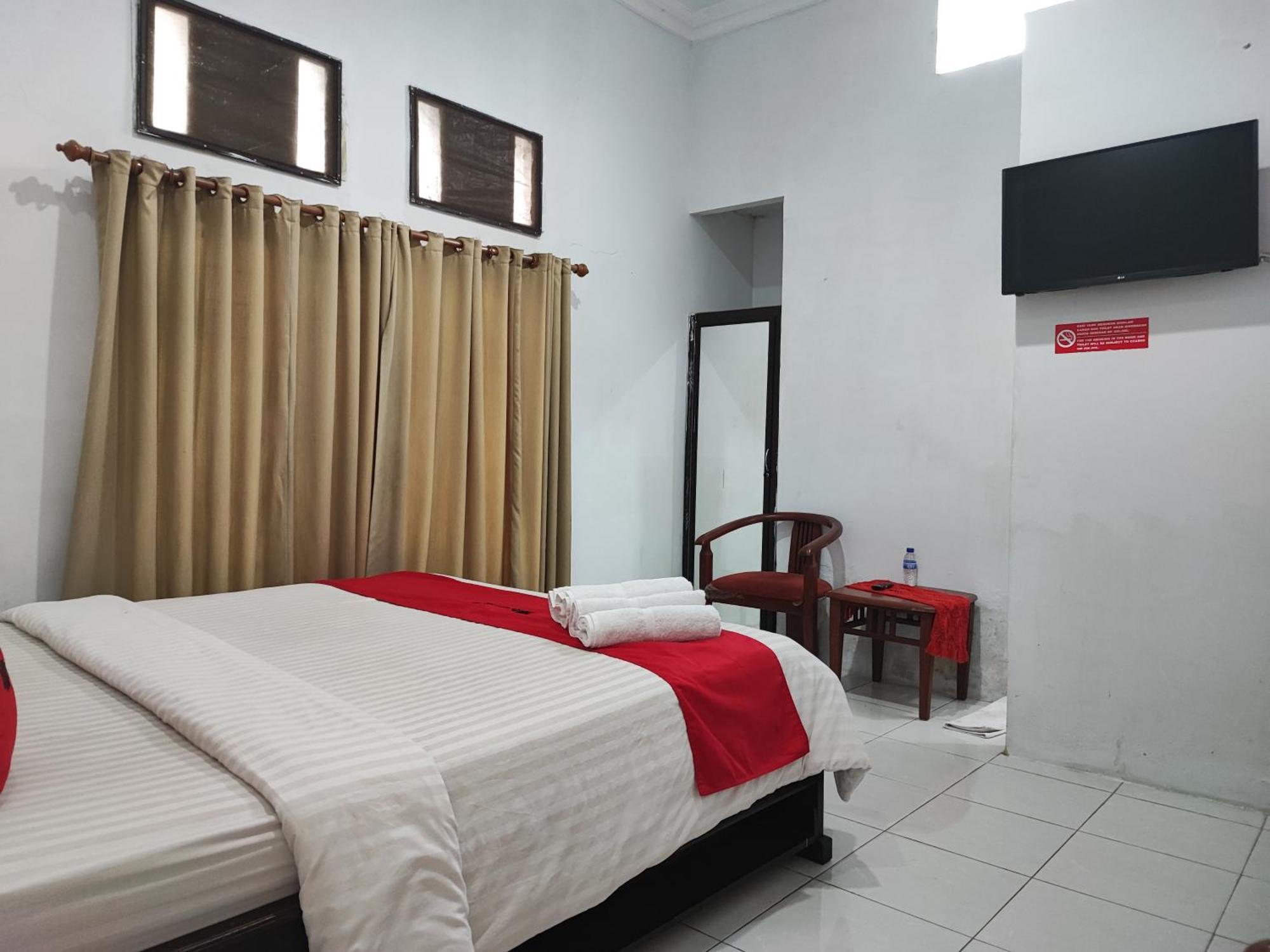 Reddoorz Syariah Near Universitas Batanghari Jambi Eksteriør bilde