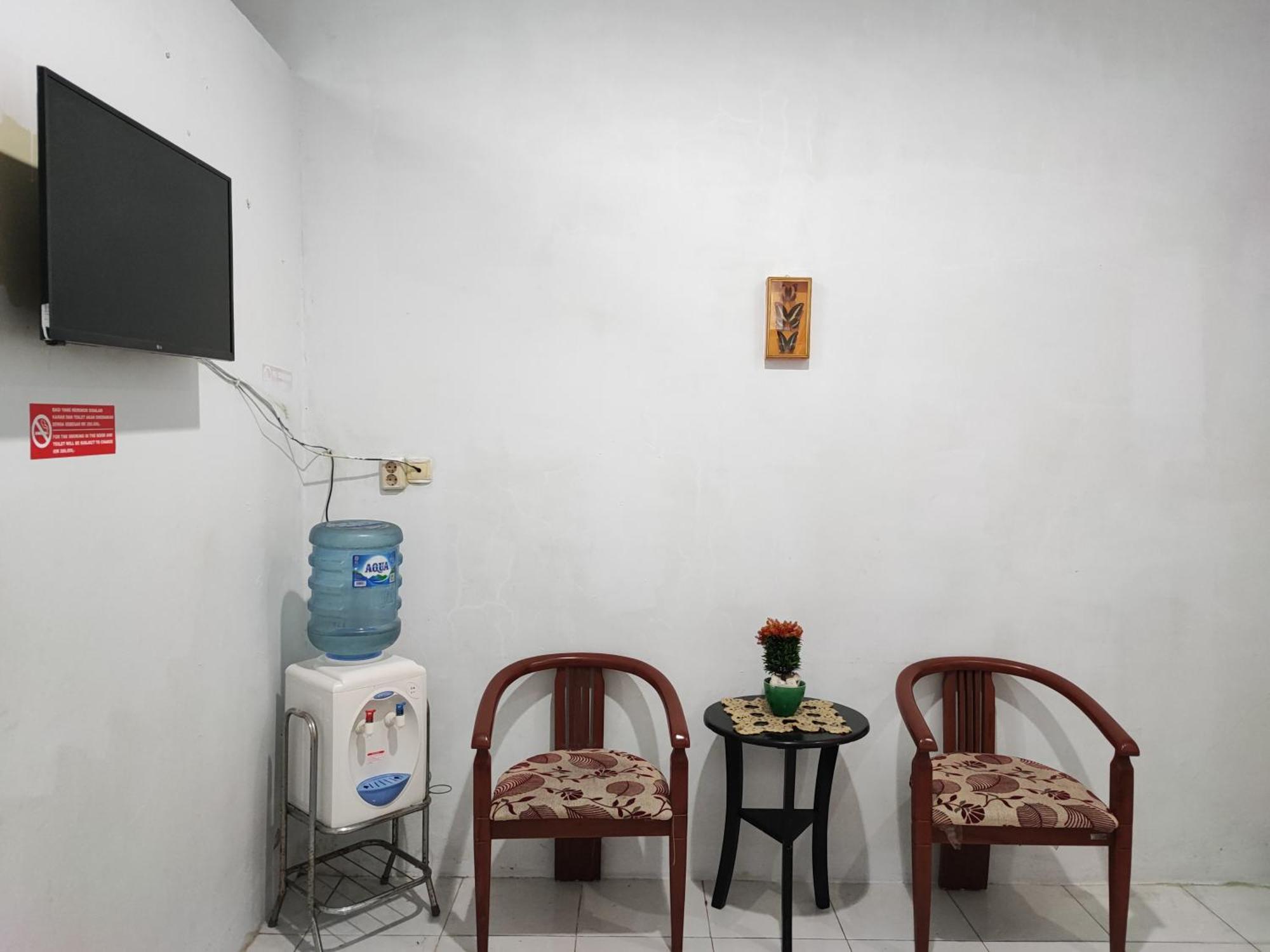 Reddoorz Syariah Near Universitas Batanghari Jambi Eksteriør bilde